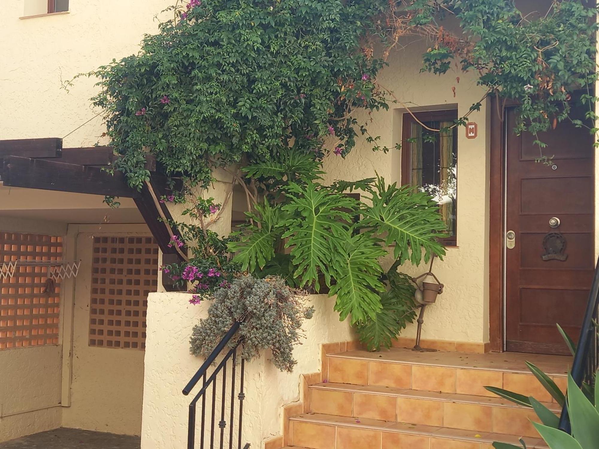 Townhouse Los Olivos M アルテア エクステリア 写真