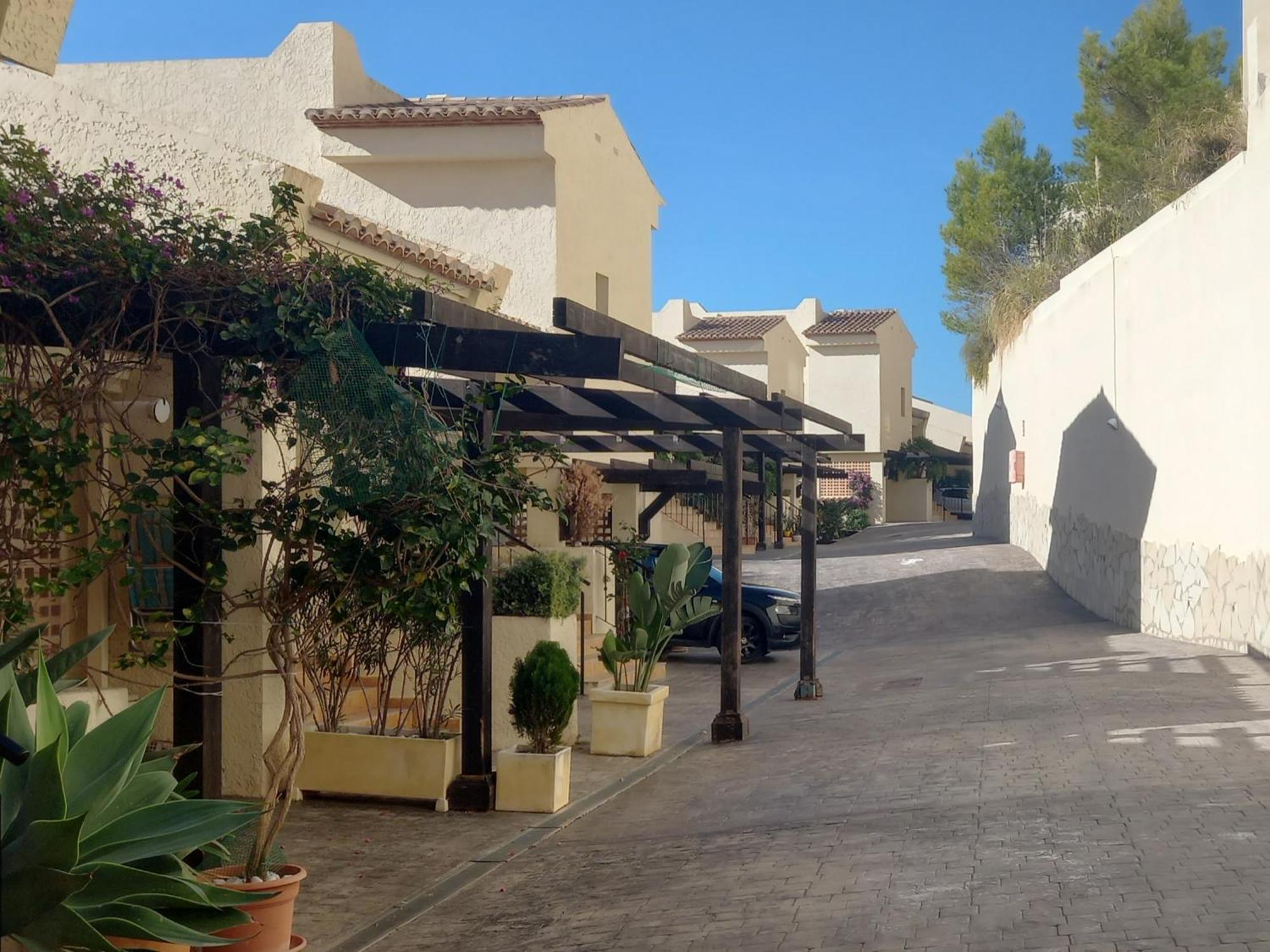 Townhouse Los Olivos M アルテア エクステリア 写真